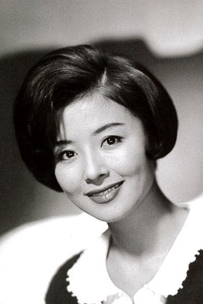 Yuriko Hoshi | Chino Kajii