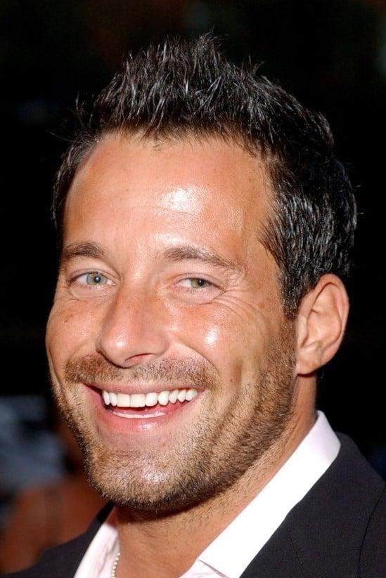 Johnny Messner | Vickers