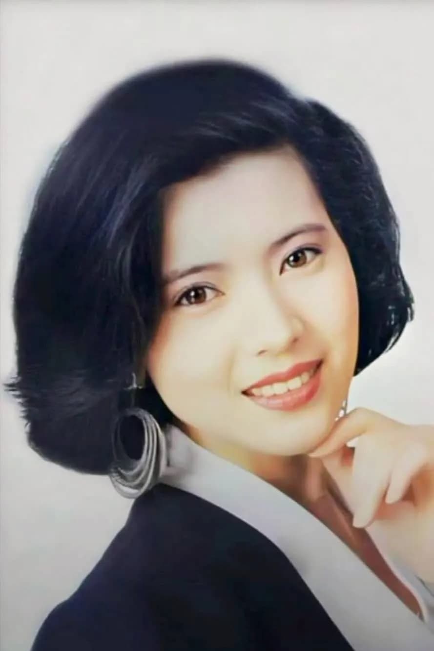 Yammie Lam | One of the 8 Wives