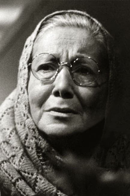 Jamileh Sheikhi | Reza's Mother