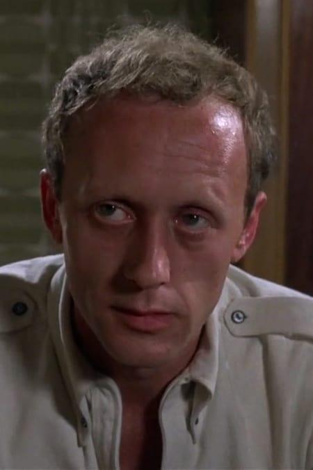 Kenneth Colley | Tony Farrell (as Ken Colley)