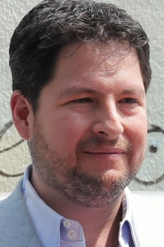 Víctor Miranda | Director