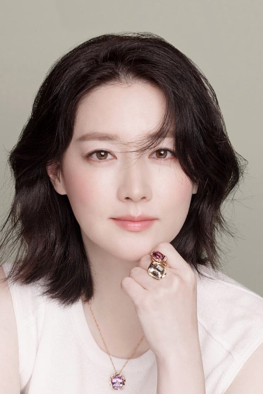 Lee Young-ae | Maj. Sophie E. Jean
