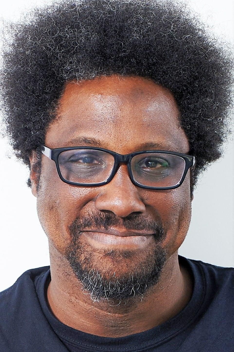 W. Kamau Bell | Other Man in Crowd