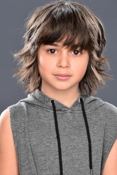 Kaan Guldur | Young Arthur (9 Years Old)