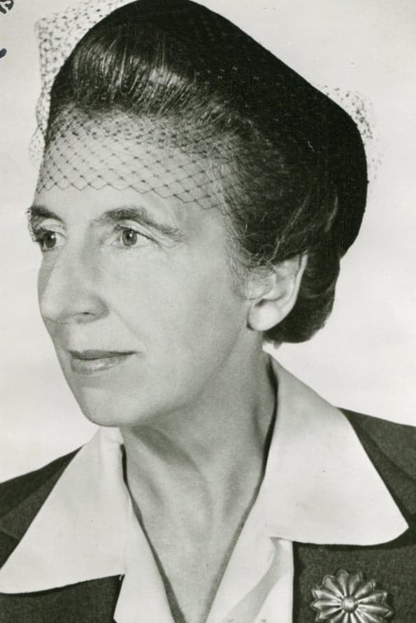 Anita Sharp-Bolster | Mrs. Hattie Quimp (uncredited)