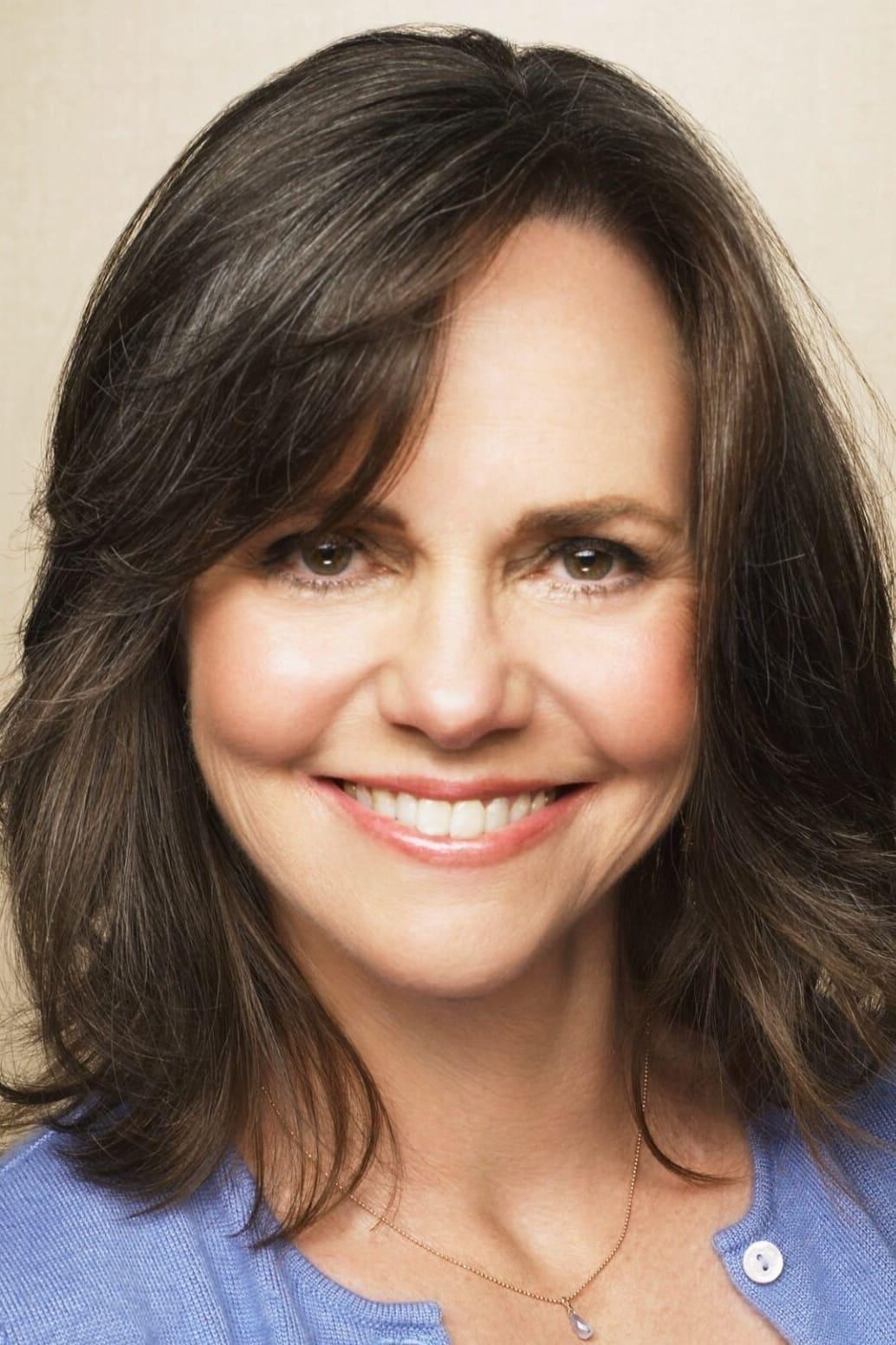Sally Field | Carrie 'Frog'
