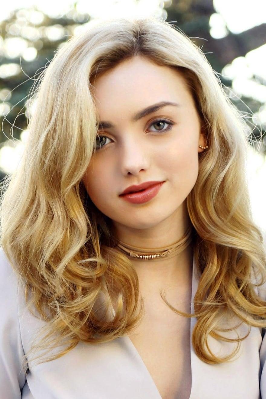 Peyton List | Young Becky