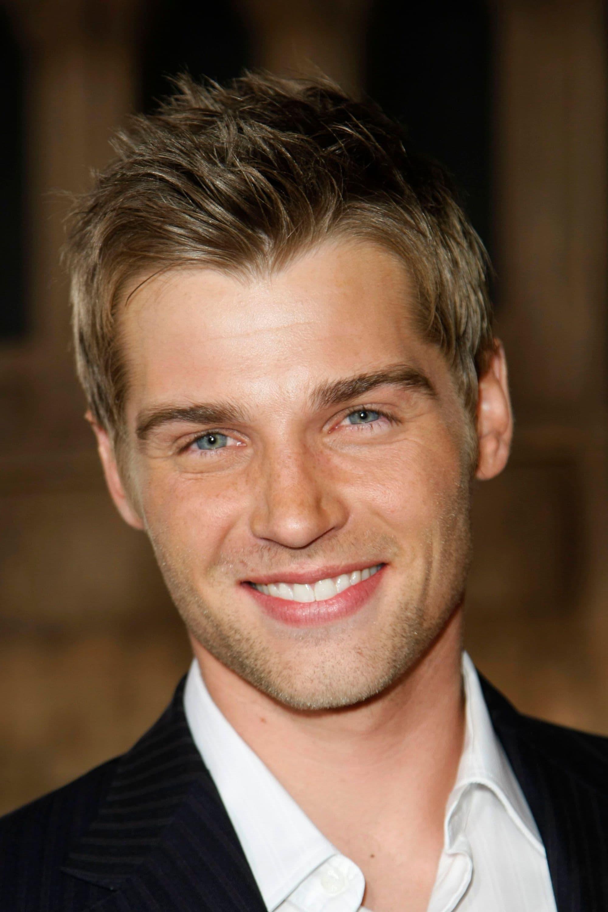 Mike Vogel | Andy
