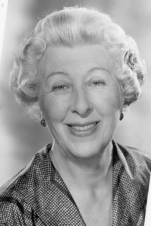 Norma Varden | Wife of Pickpocketed Englishman (uncredited)
