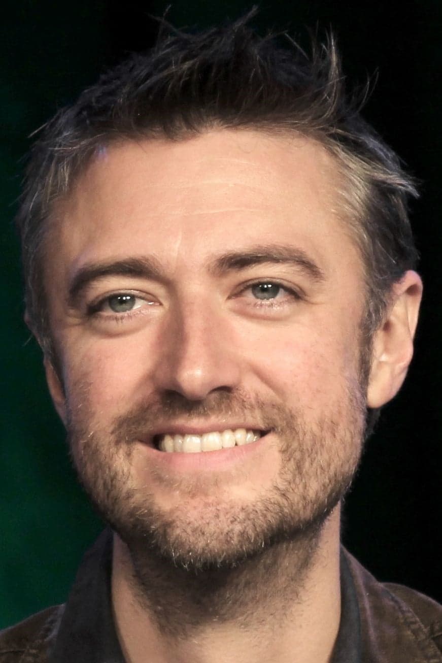 Sean Gunn | Weasel / Calendar Man