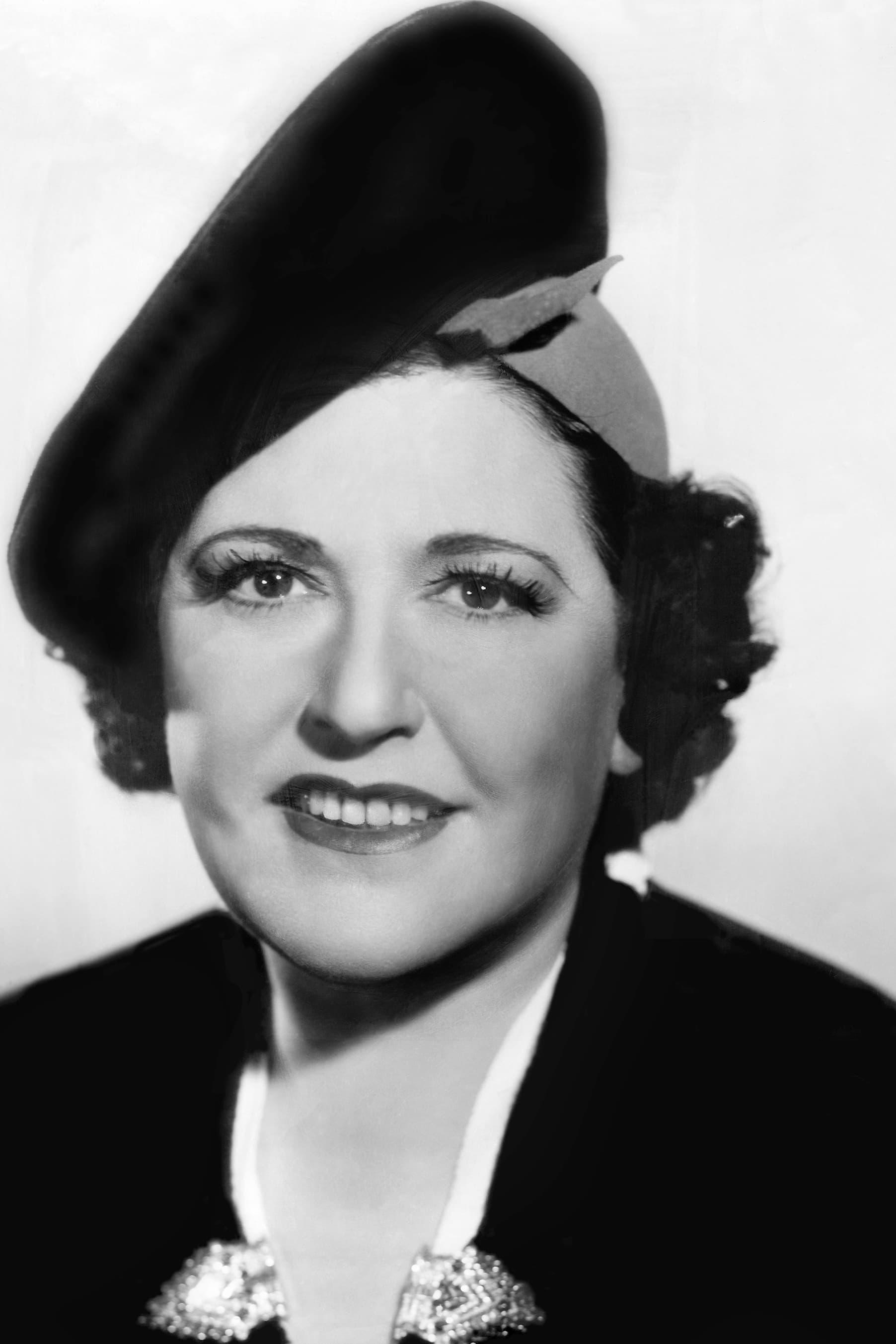 Louella Parsons | Telephone Interviewer (voice) (uncredited)