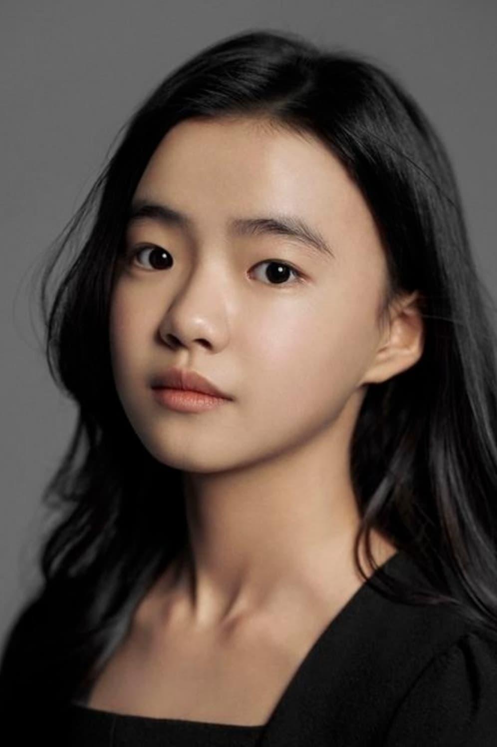Kim Si-a | Little Ashin