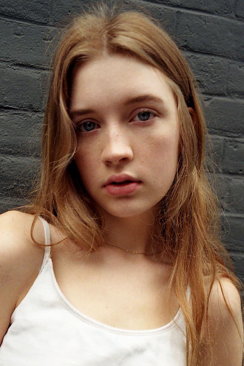 Lola Daehler | Young Clementine