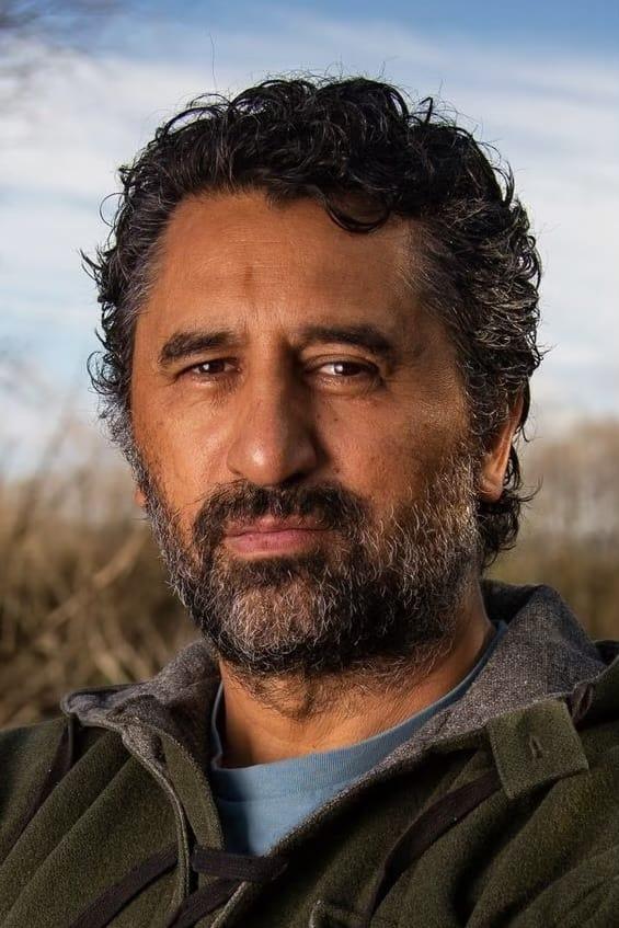 Cliff Curtis | Smiley