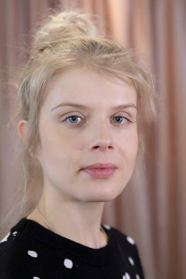 Alina Tomnikov | Golden girl