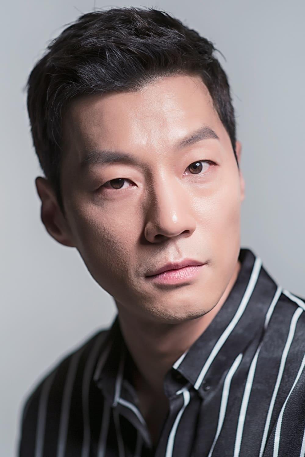 Lee Chun-hee | Kim Sung Ho