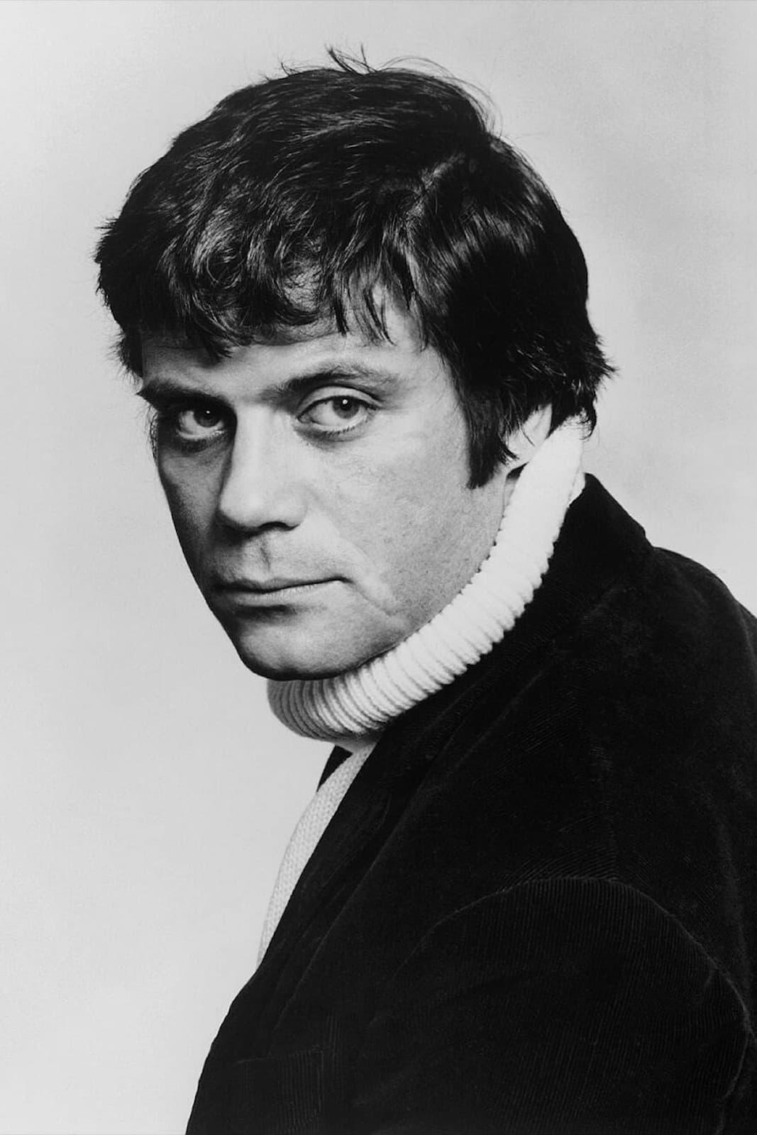 Oliver Reed | Proximo