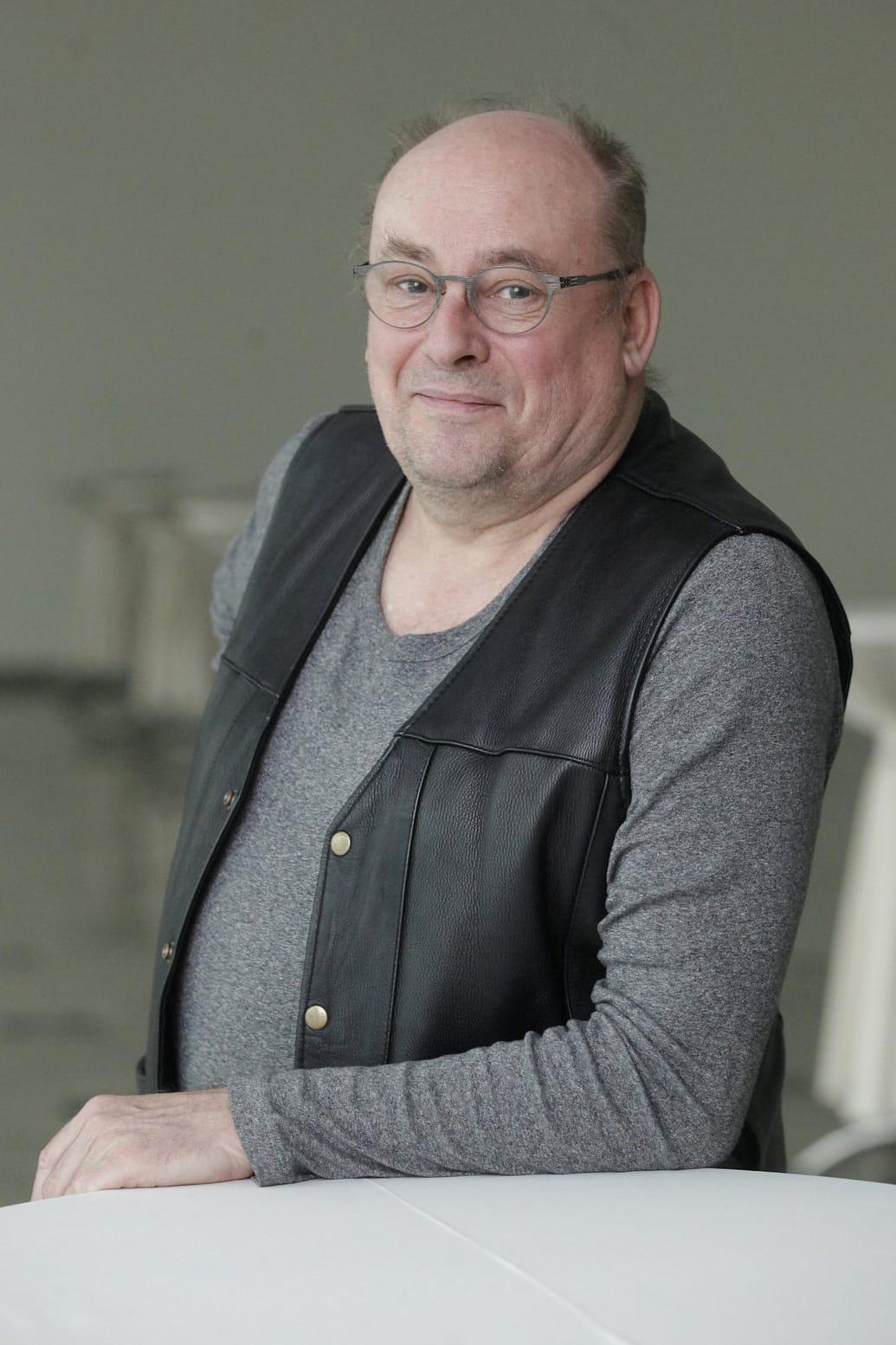 Gojmir Lešnjak 'Gojc' | Prodajalec