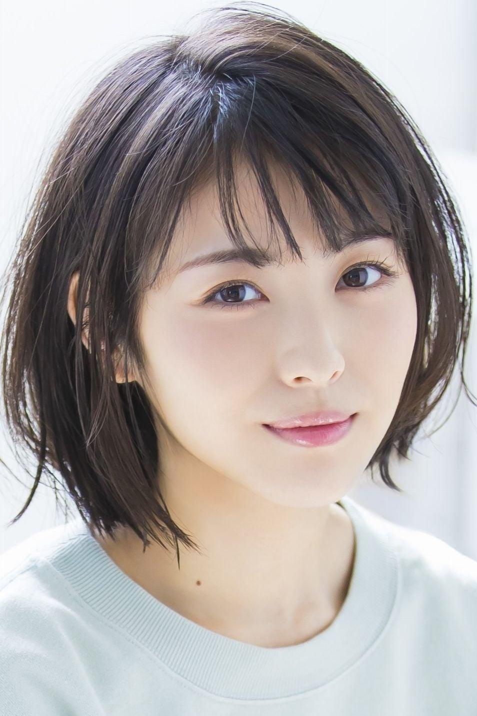 Minami Hamabe | Young Chihiro Ayasato (Mia Fey)