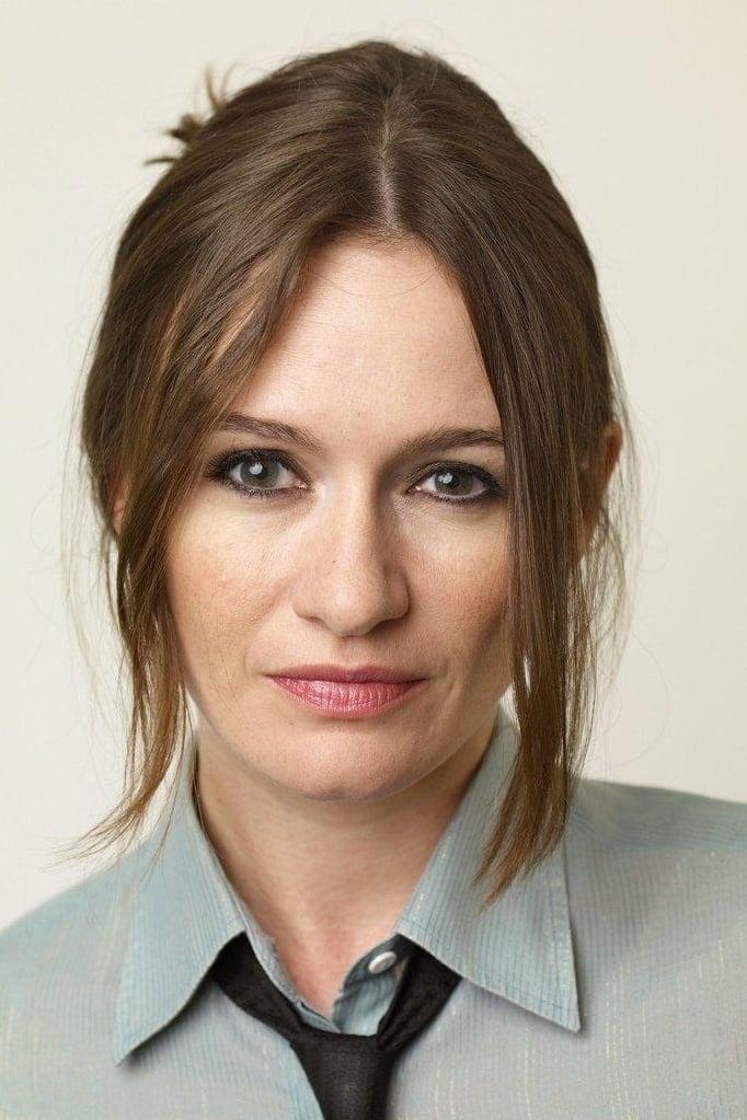 Emily Mortimer | Holley Shiftwell (voice)
