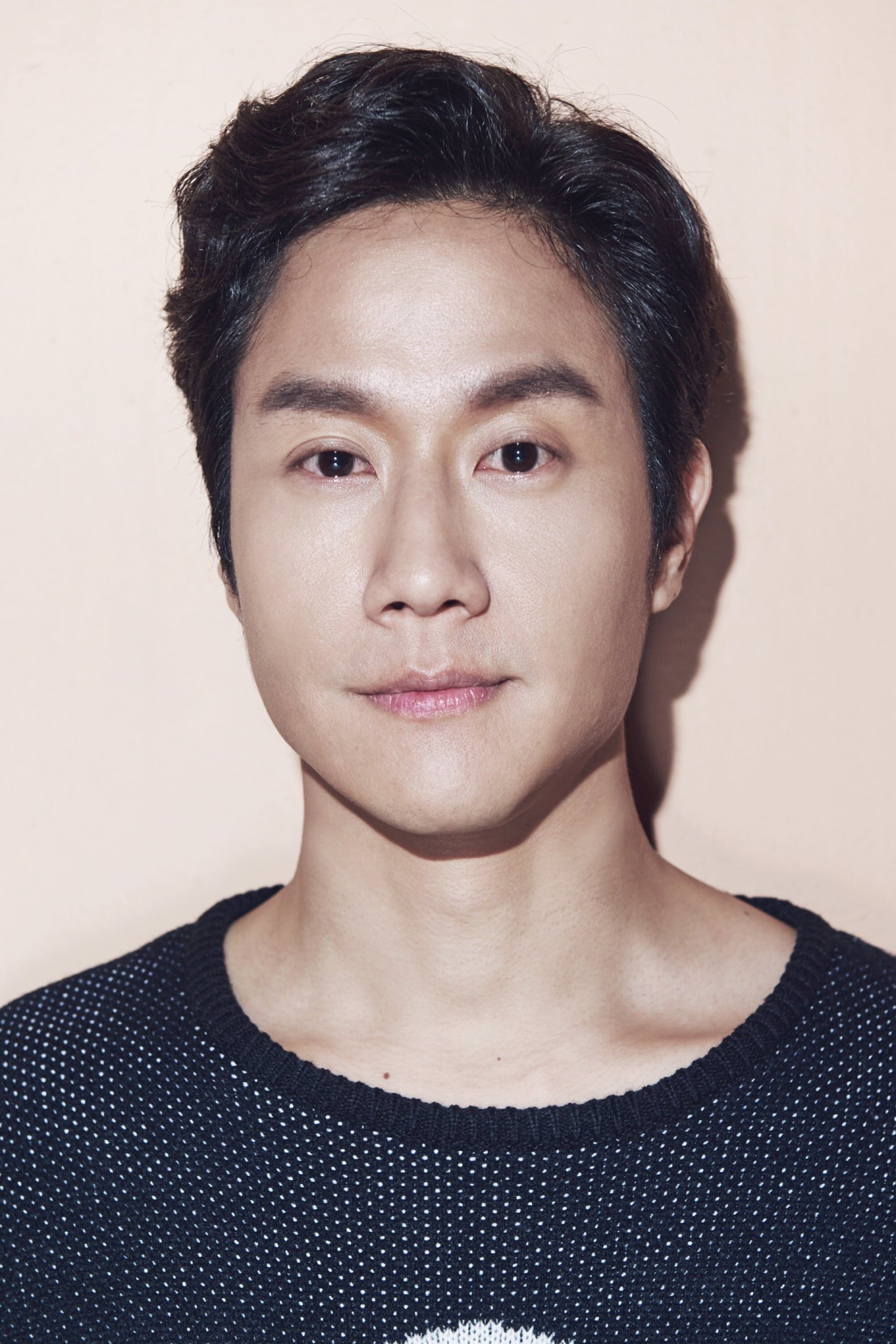 Jung Woo | Joong-dong