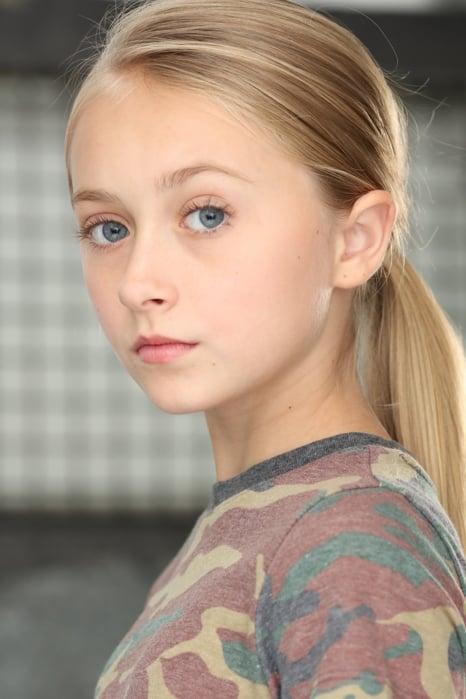 Ivy Dubreuil | Young Abby