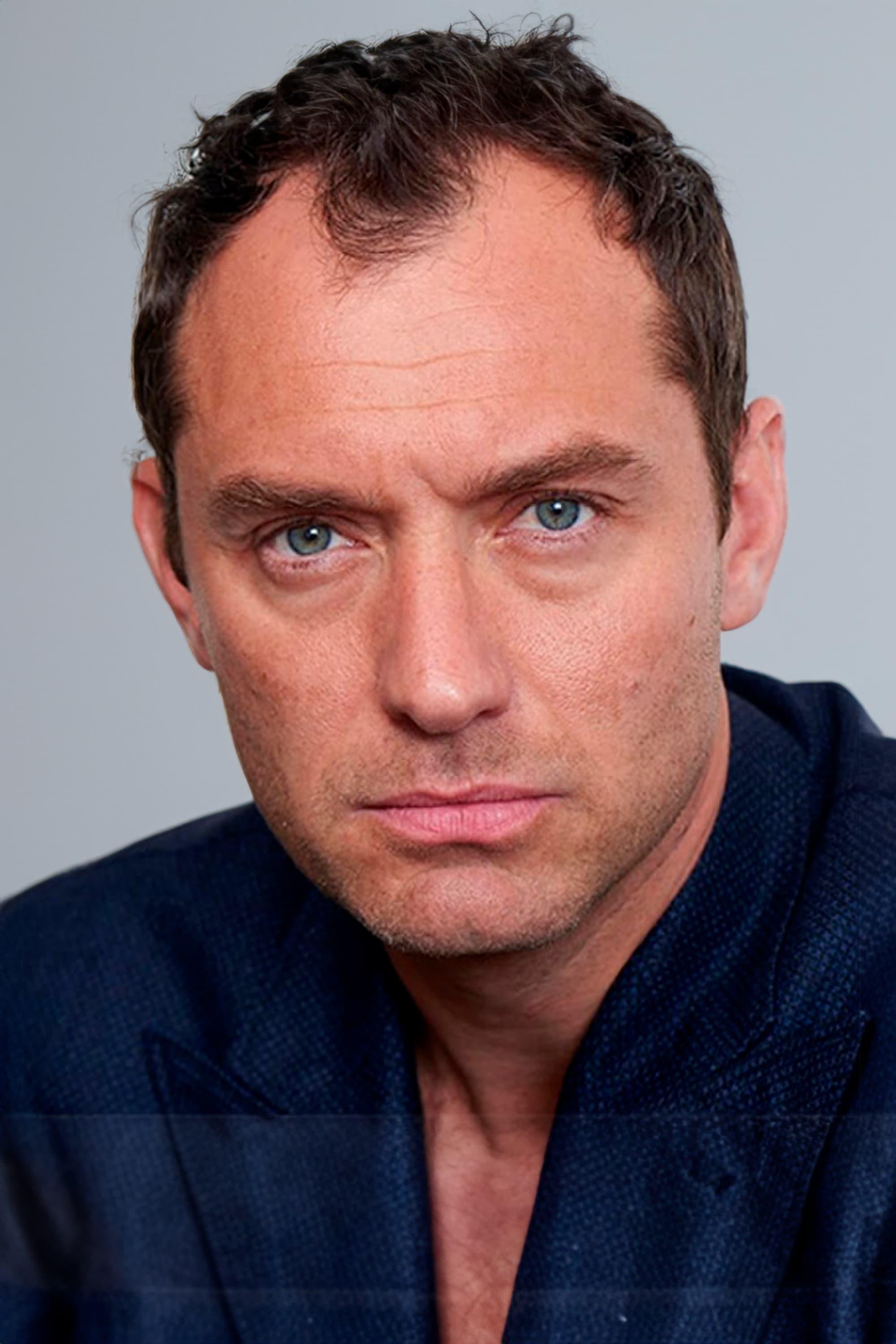 Jude Law | Pitch (voice)