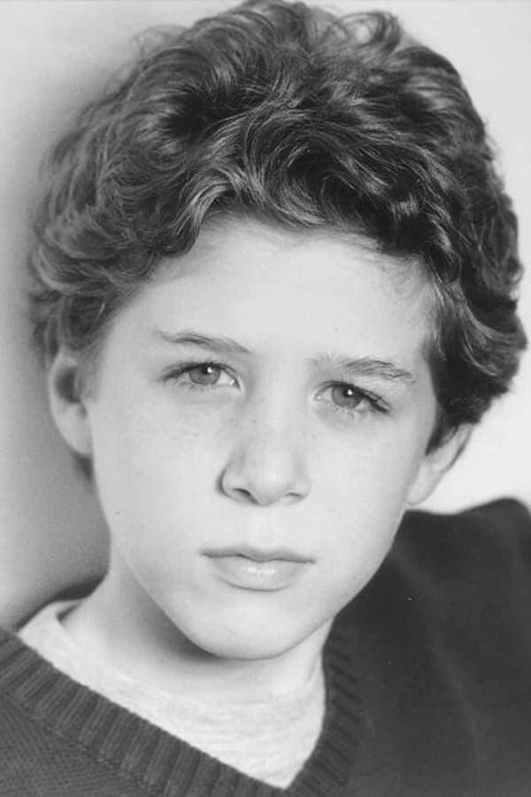 Gideon Jacobs | Young Joe Fox (uncredited)