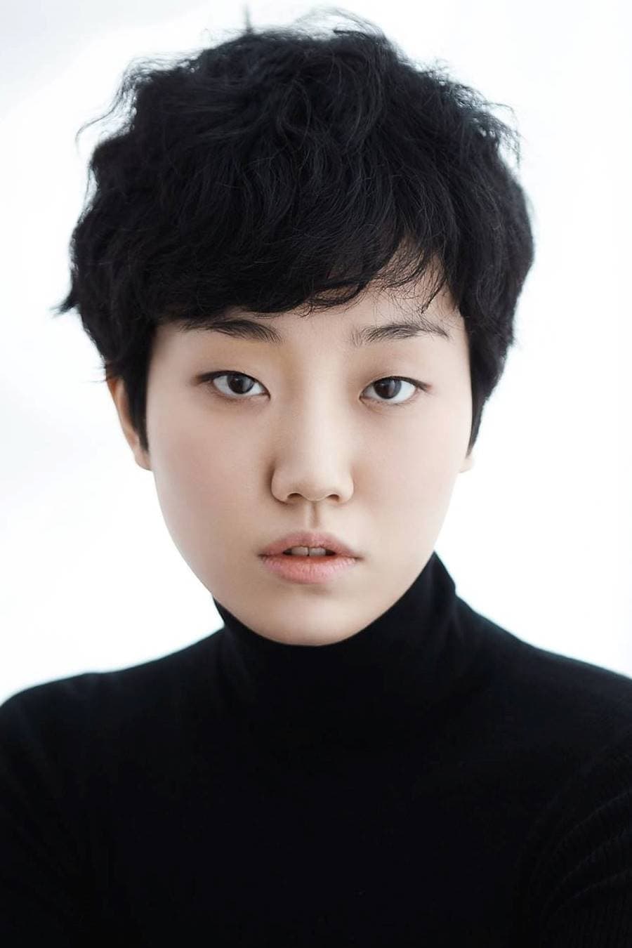 Lee Joo-young | Lona