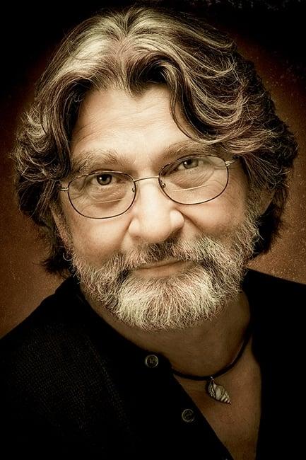 Ronald Víctor García | Director