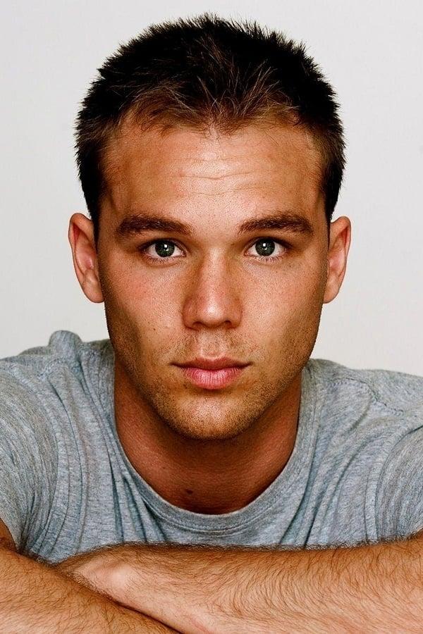Lincoln Lewis | Kyle
