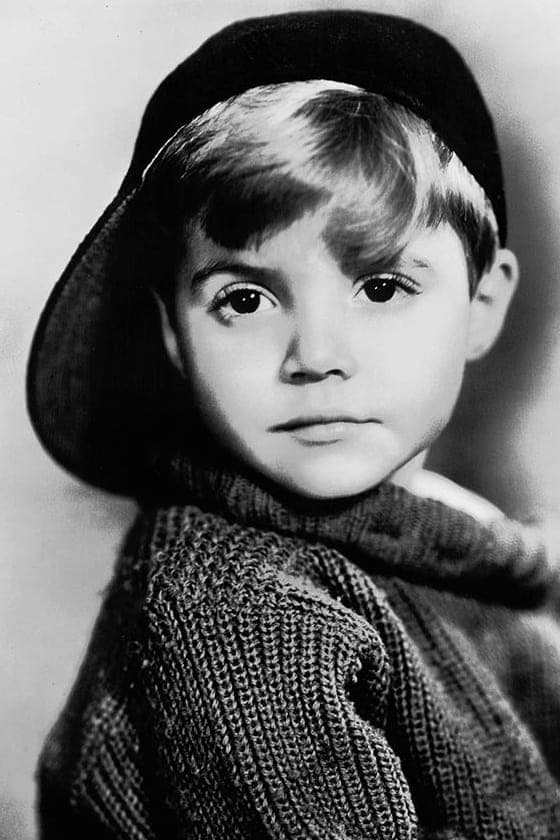 Scotty Beckett | Paul Kyng as a Boy, in Photo (uncredited)