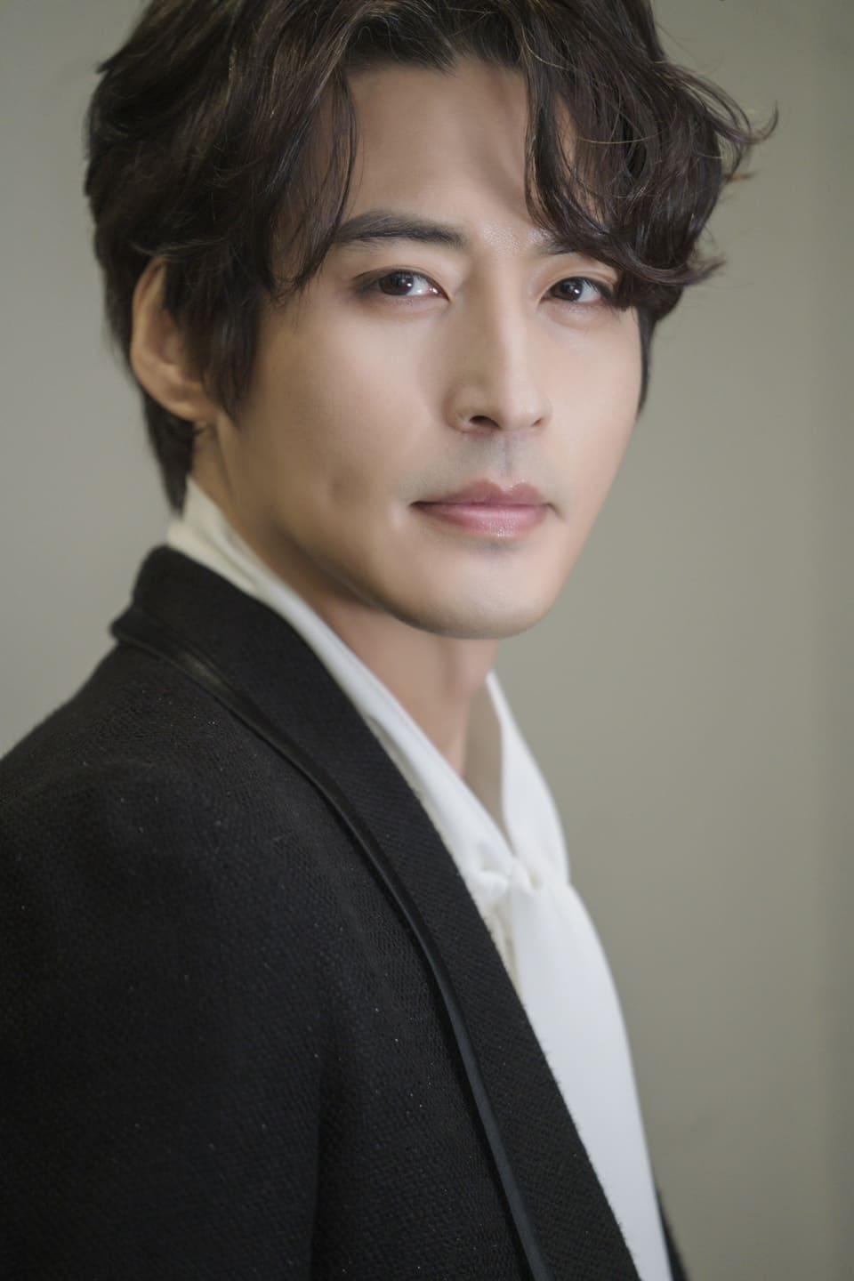 Kim Joon-hyun | Duke of Orleans