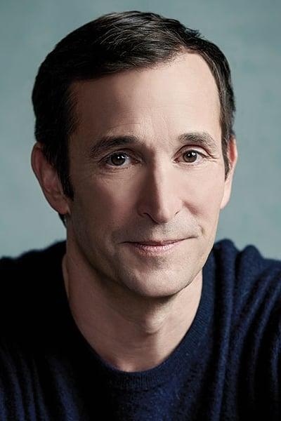 Noah Wyle | Young Man (uncredited)