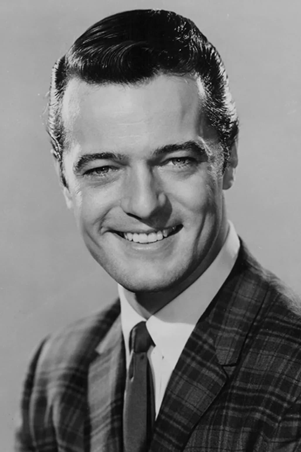 Robert Goulet | Mikey's Singing Voice (voice)