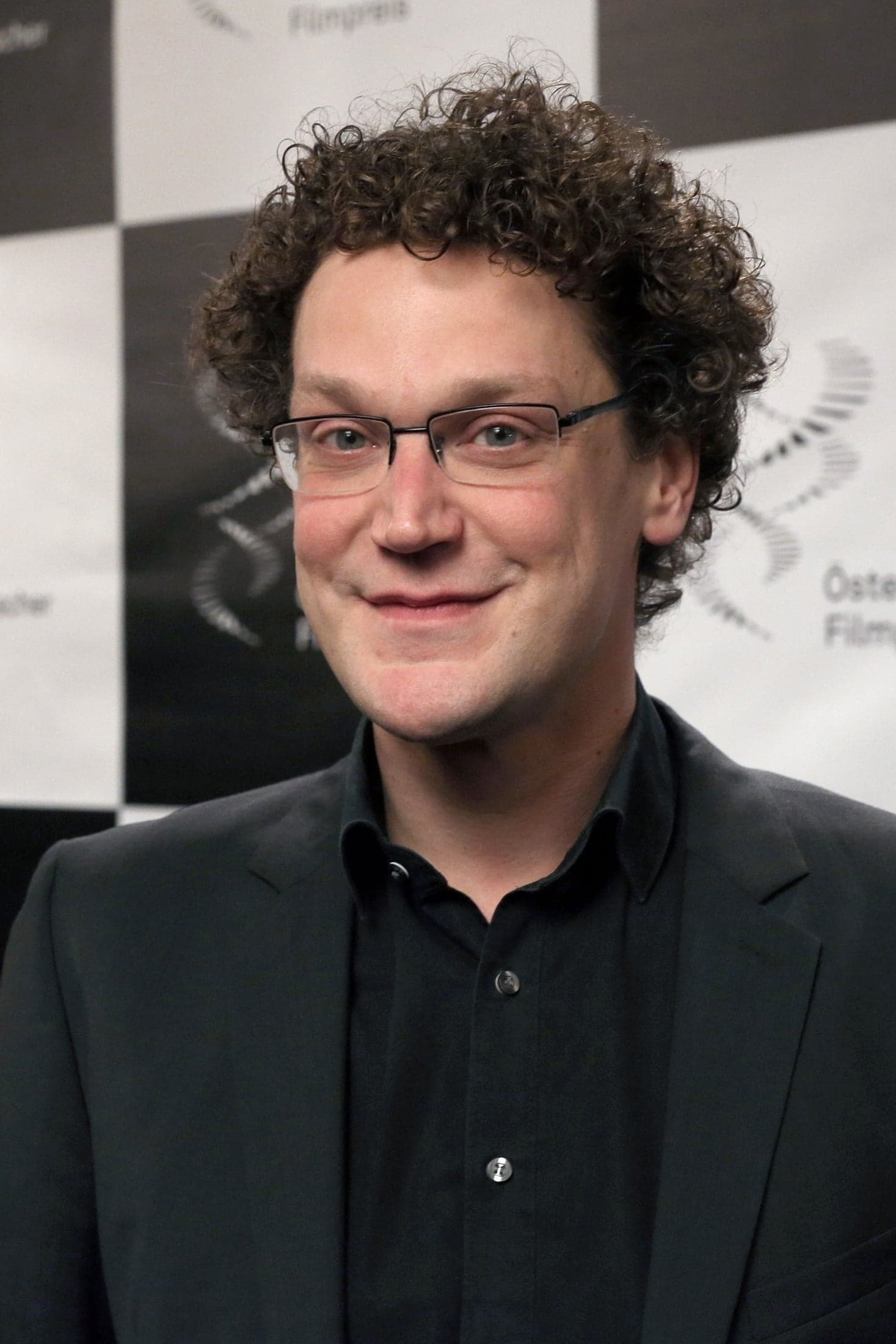 Oliver Neumann | Producer