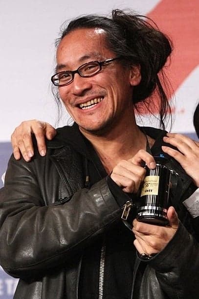 Izuru Kumasaka | Director