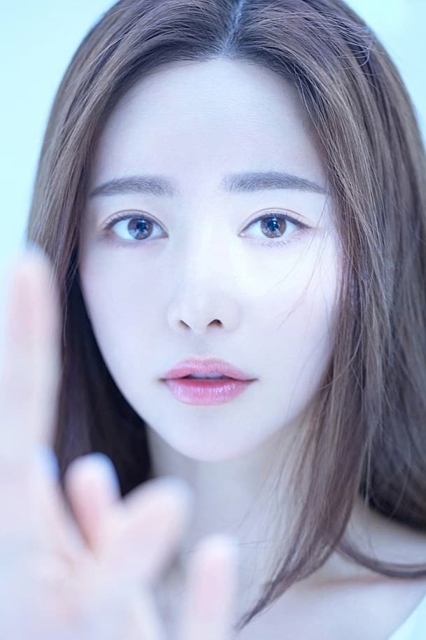 Hong Soo-ah | Yun Seo-yeong