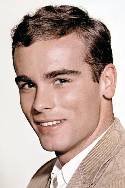 Dean Stockwell | Charles 'Chip' Cain
