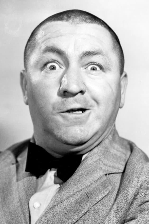 Curly Howard | Autograph Seeker (uncredited)