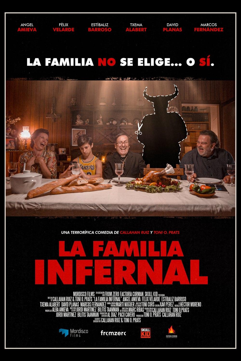 La familia infernal poster