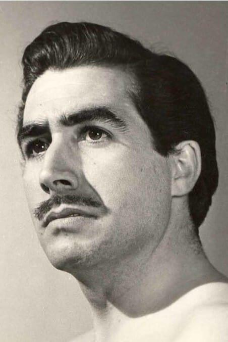 Luigi Batzella | Detective with a mustache (as Paolo Solvay)