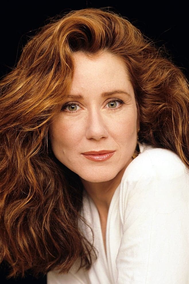 Mary McDonnell | May-Alice Culhane