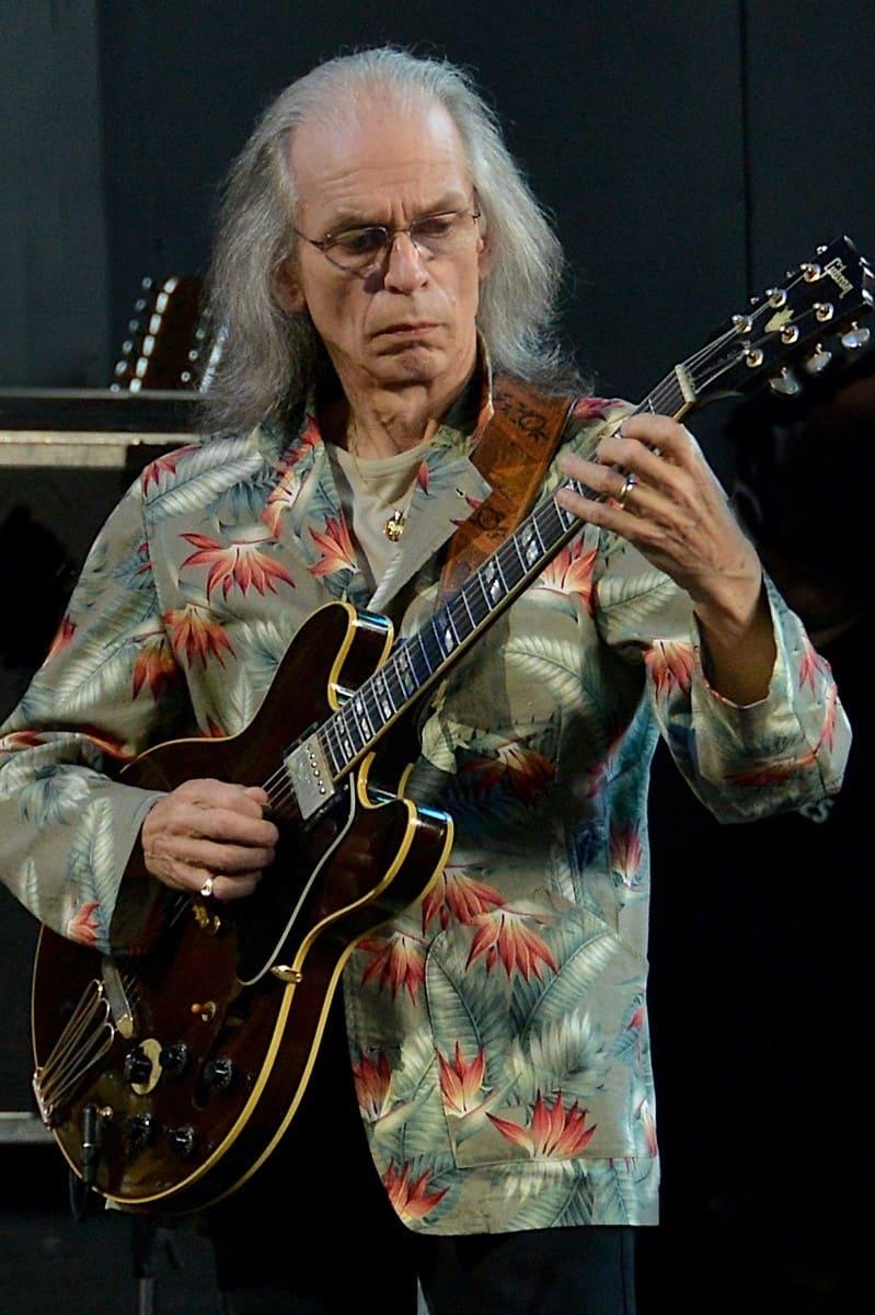 Steve Howe | Guitar