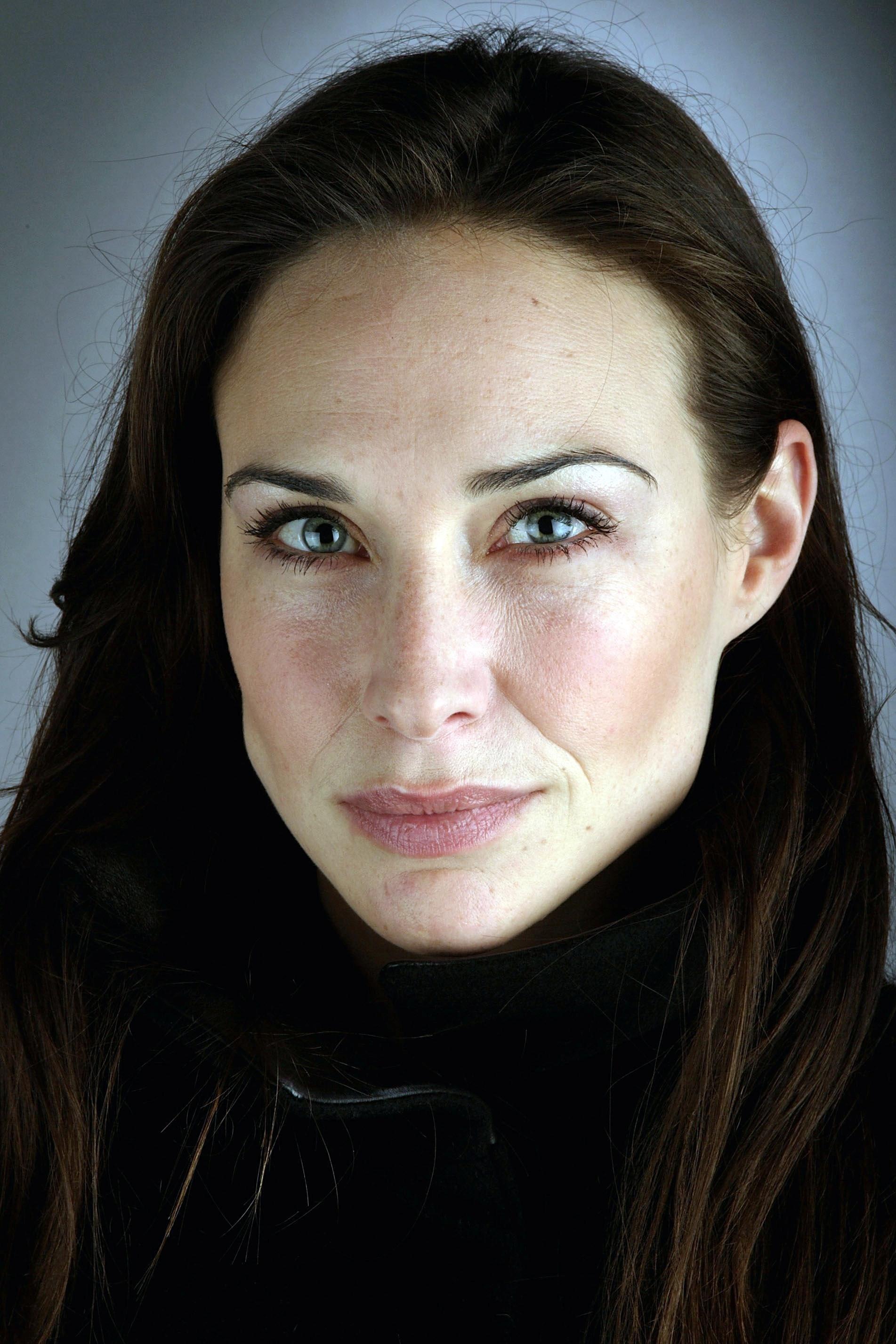Claire Forlani | Gina Cardinale