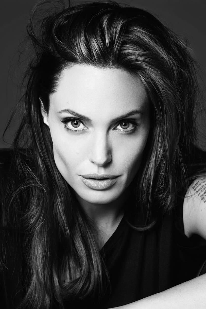 Angelina Jolie | Olympias