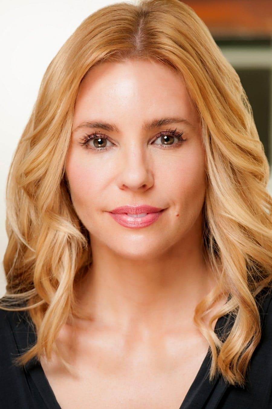 Olivia d'Abo | Rox ("Matriculated")
