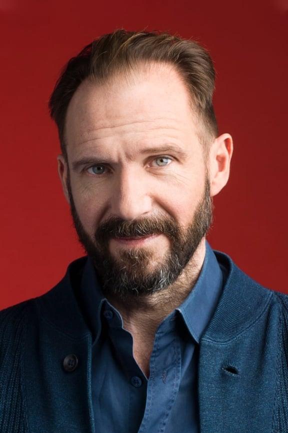 Ralph Fiennes | Alfred Pennyworth (voice)