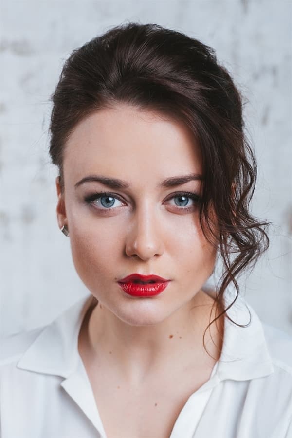 Ingrid Olerinskaya | Liza